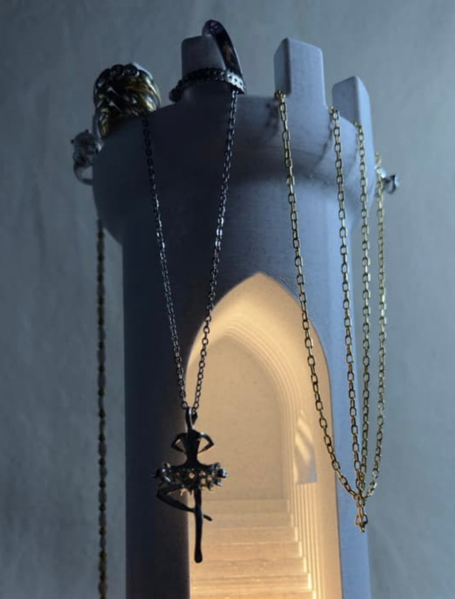 Aurora Tower Jewelry Lamp & Organizer