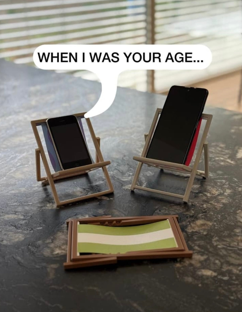 CHILL PHONE | ADJUSTABLE PHONE
HOLDER